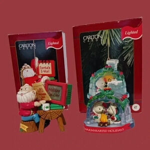 Carlton set of 2 lighted ornaments